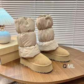 Picture of UGG Shoes _SKUUGGsz35-40ML111219793